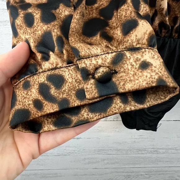 Karlie Leopard Print V Neck Long Sleeve Bodysuit Size S - Picture 6 of 9